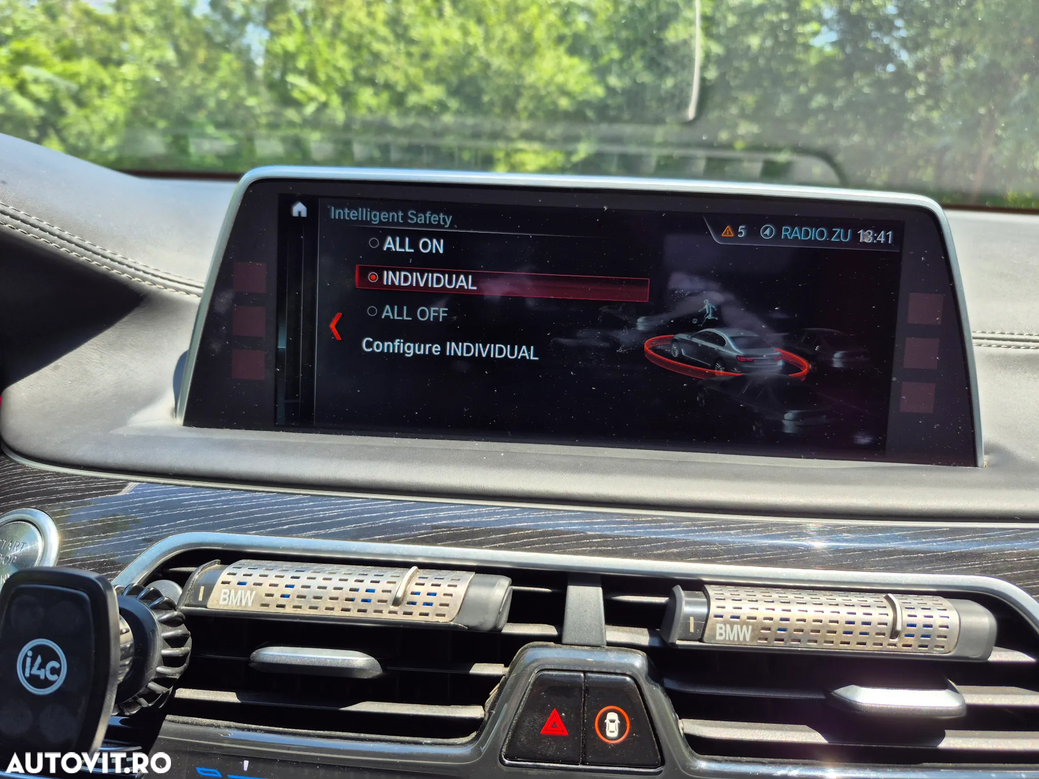 BMW Seria 7 740d xDrive - 9