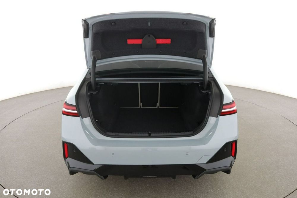 BMW Seria 5 530e PHEV M Sport - 20