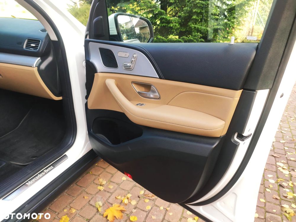 Mercedes-Benz GLE 300 d 4-Matic - 17