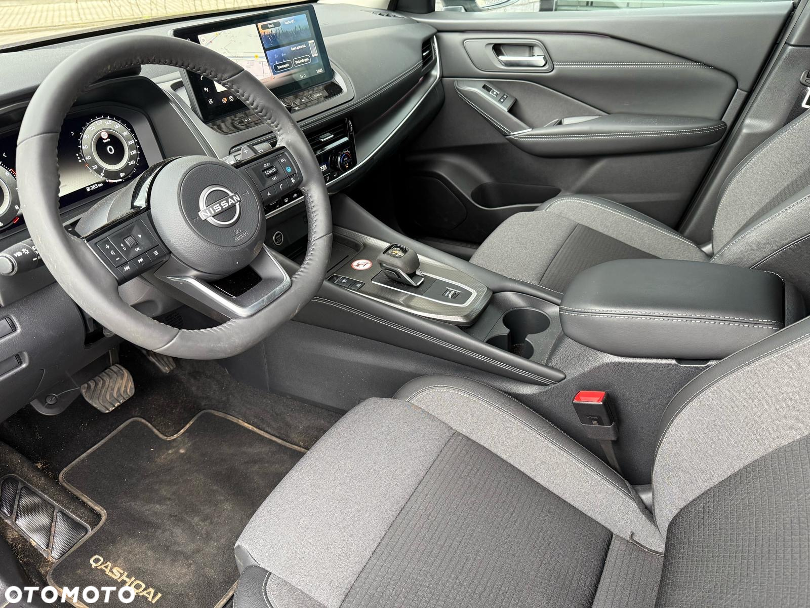 Nissan Qashqai - 12