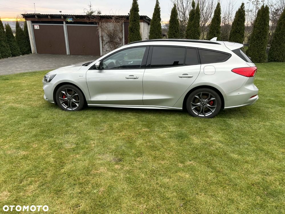 Ford Focus 1.5 EcoBoost ST-Line - 4