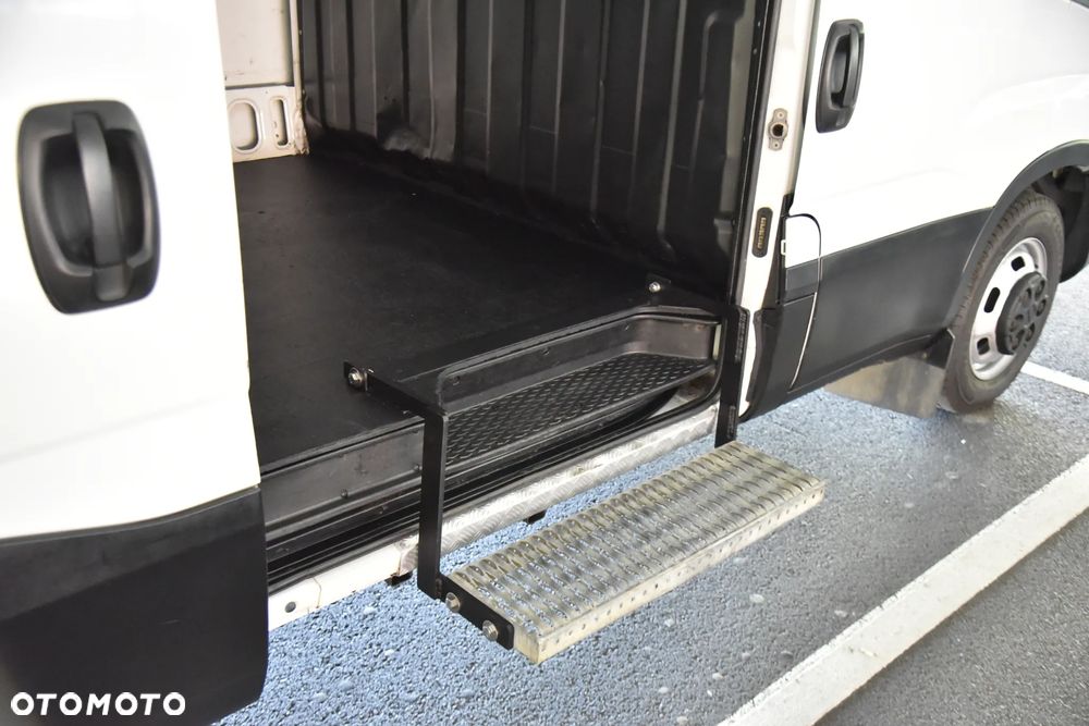 Iveco DAILY 35C15 - 5