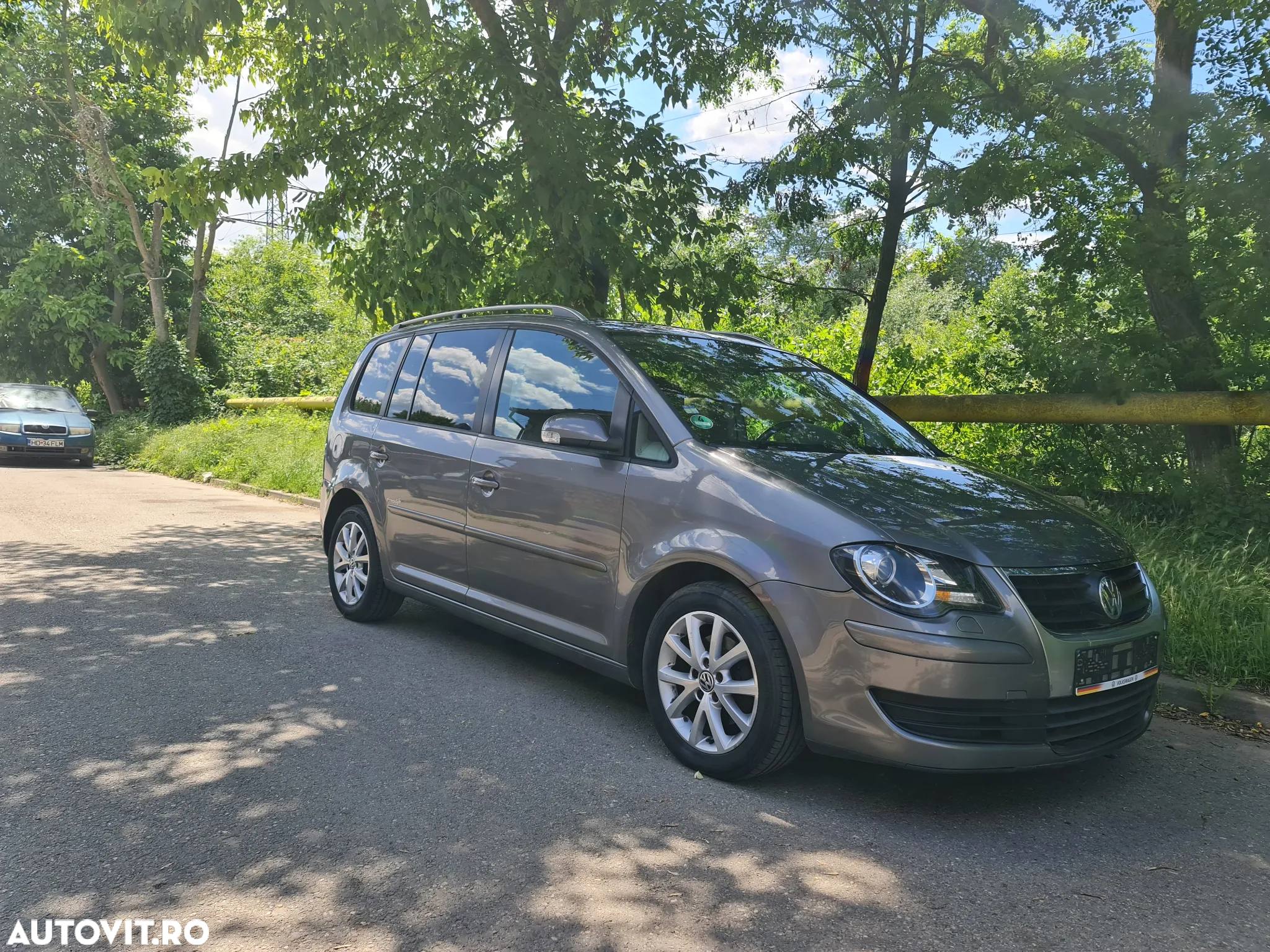 Volkswagen Touran 1.9 TDI DPF Blue Motion Freestyle - 10