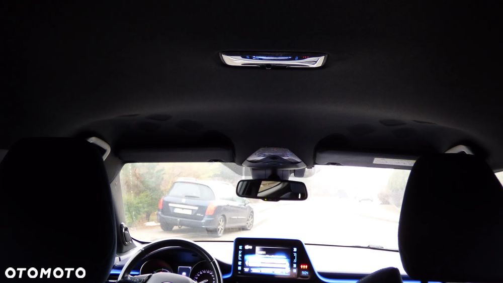 Toyota C-HR Style Selection - 12