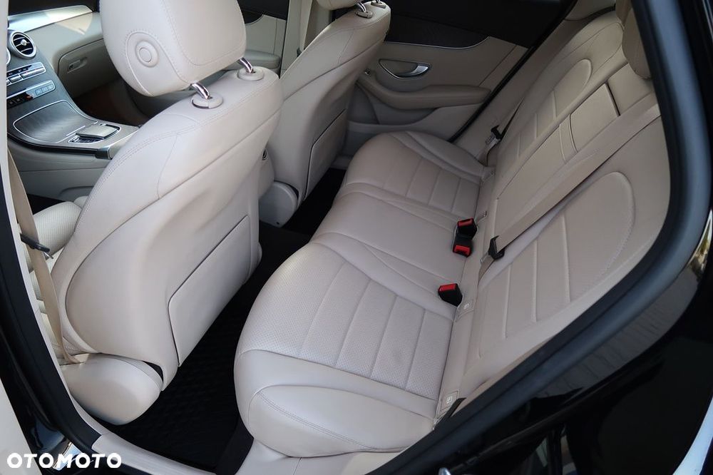 Mercedes-Benz GLC 200 4-Matic - 31