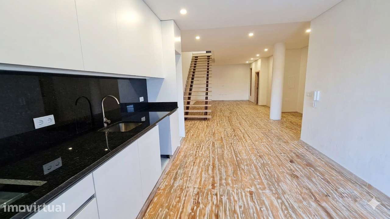 Apartamento T2+1 para aluguer Meixomil – Paços de Ferreira. - Grande imagem: 2/9