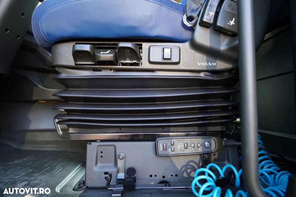 Volvo FH 460 / COMBINAT TANDEM / 120 M3 / TRANSIT / I-SAVE / I-PARK COOL / DIRECȚIE CU RIDICARE PUNCT DE VÂNZARE / WIELTON - 27