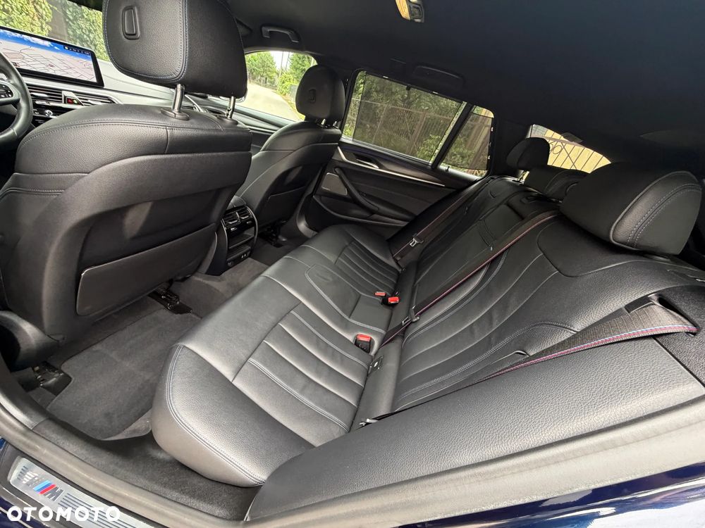 BMW Seria 5 540d xDrive mHEV M Sport sport - 31