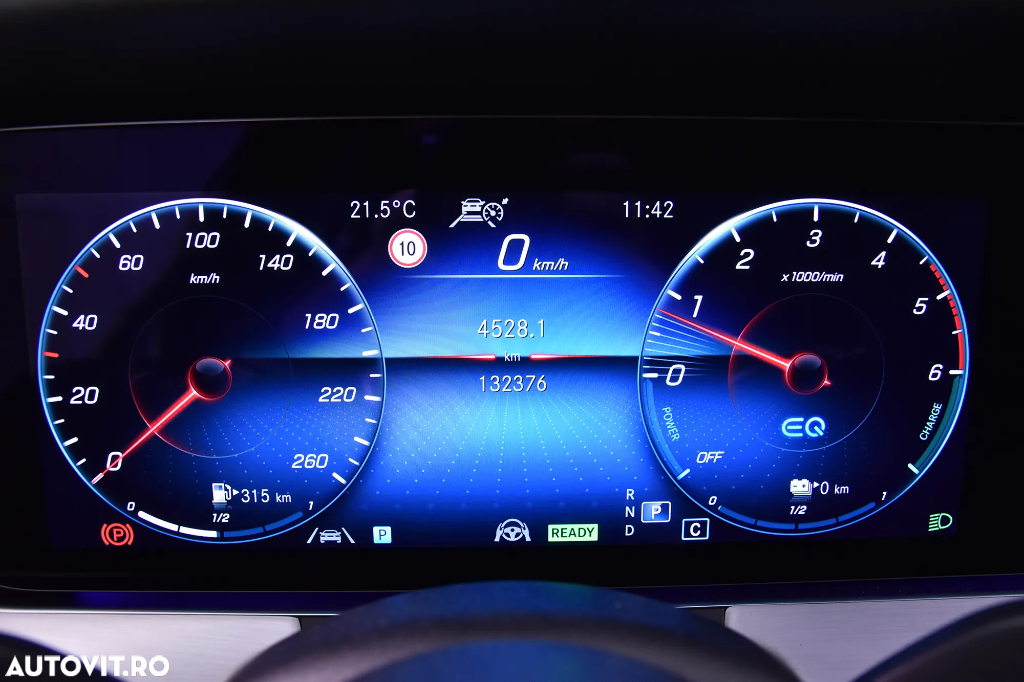 Mercedes-Benz E 300 de 4Matic T 9G-TRONIC AMG Line - 10