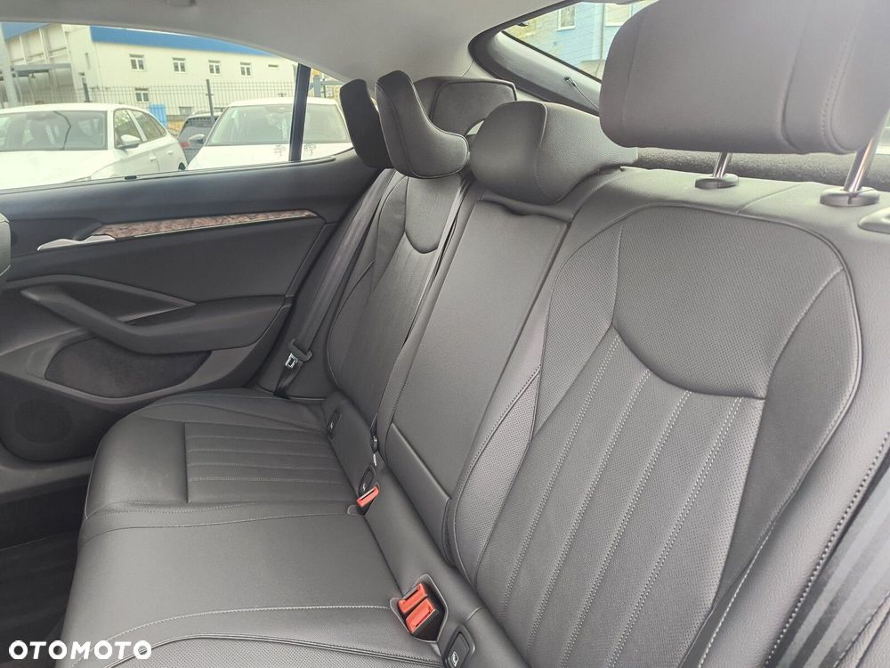 Skoda Superb 2.0 TSI L&K DSG - 16