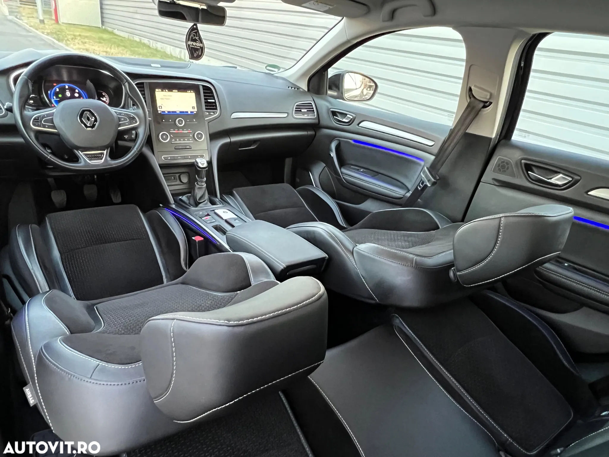 Renault Megane - 18