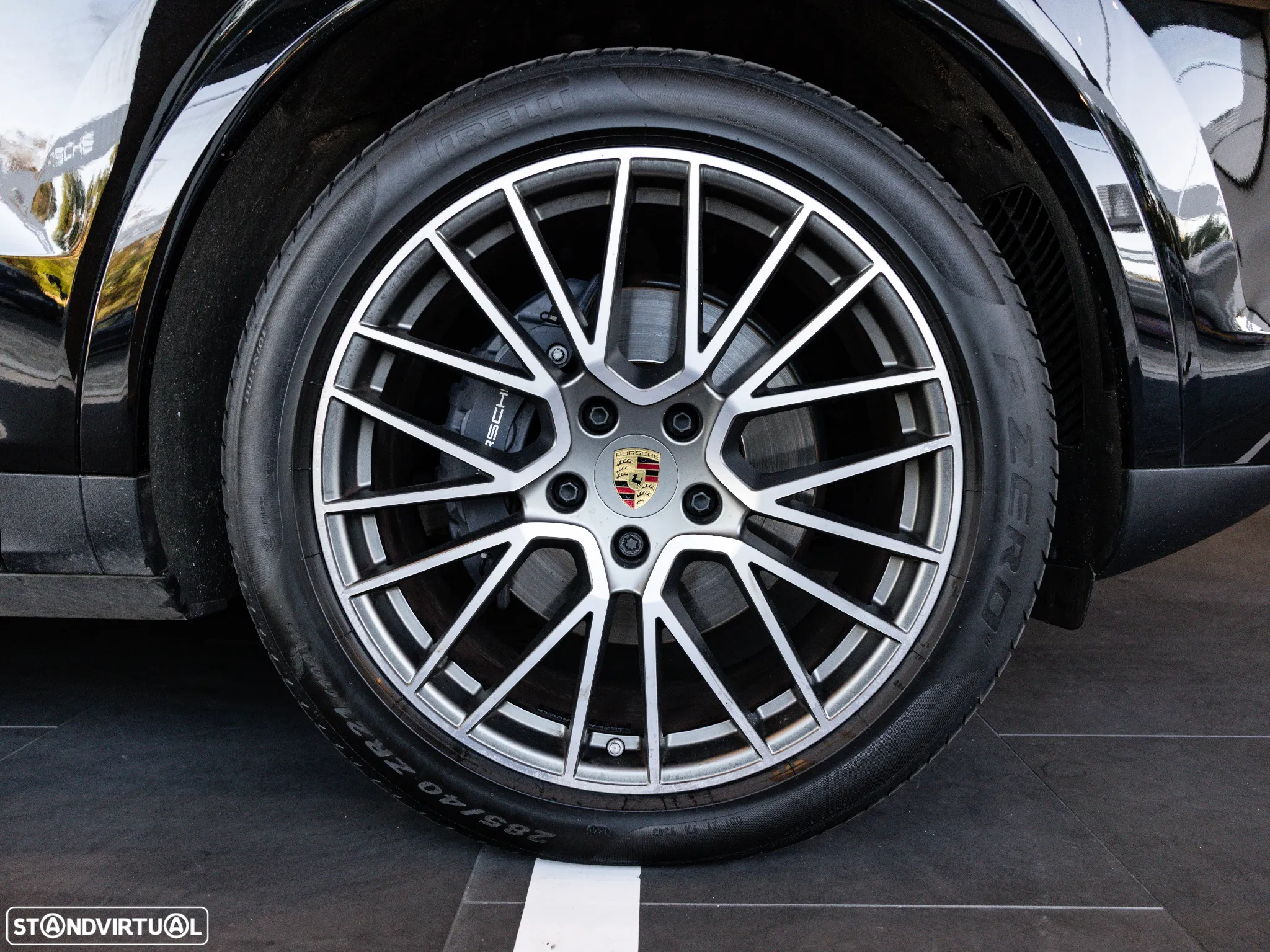 Porsche Cayenne E-Hybrid Platinum Edition - 16