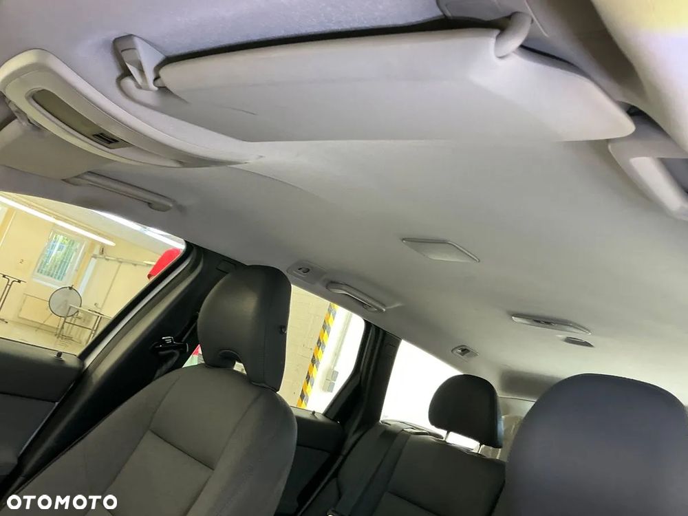 Volvo V50 2.0 Kinetic - 19