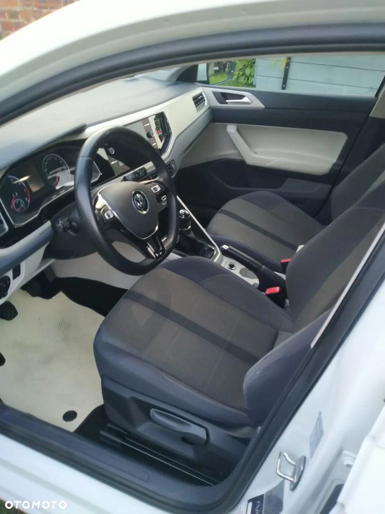 Volkswagen Polo - 7