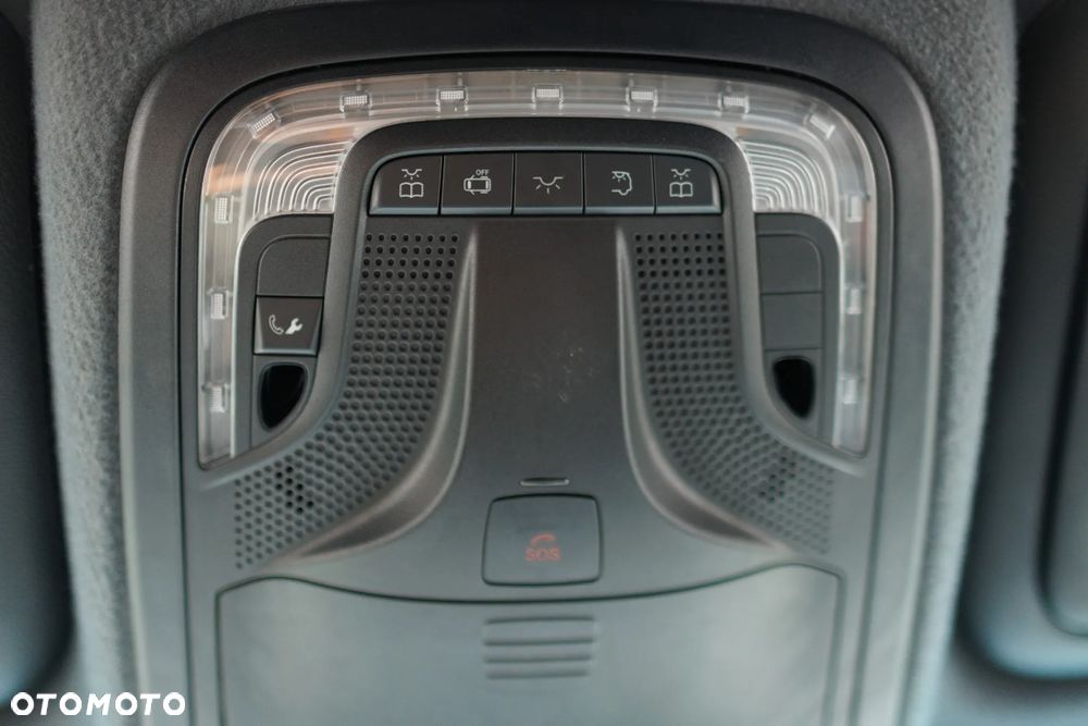 Mercedes-Benz Sprinter - 37