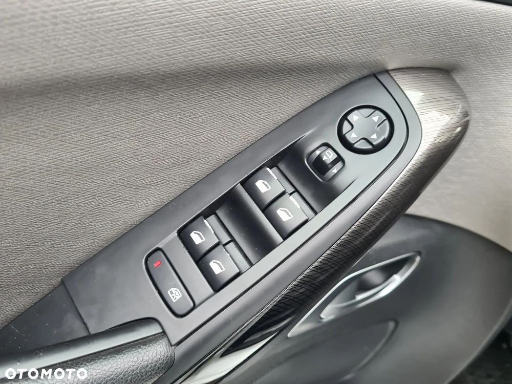 Citroën C4 Picasso - 16