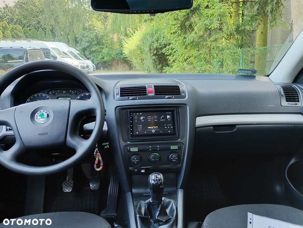 Skoda Octavia 1.6 Classic - 8