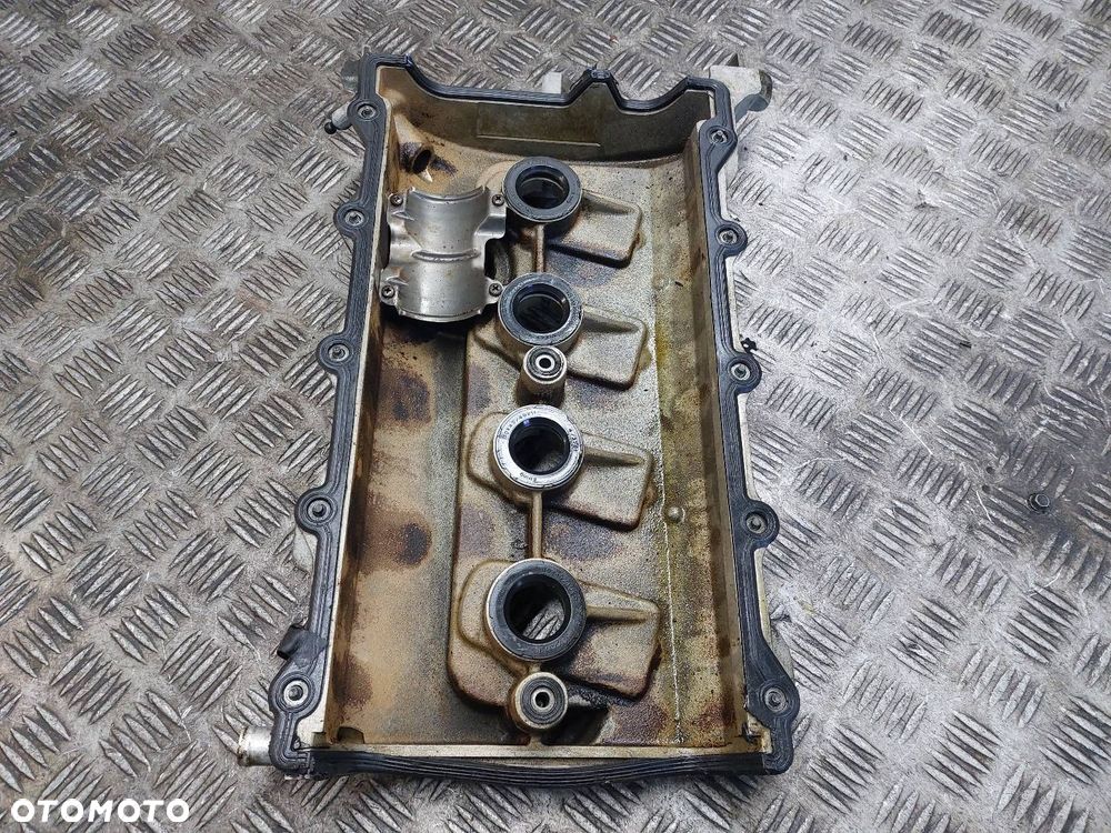 POKRYWA ZAWORÓW LEWA AUDI A8 D3 4.2 V8 077103475AB - 4