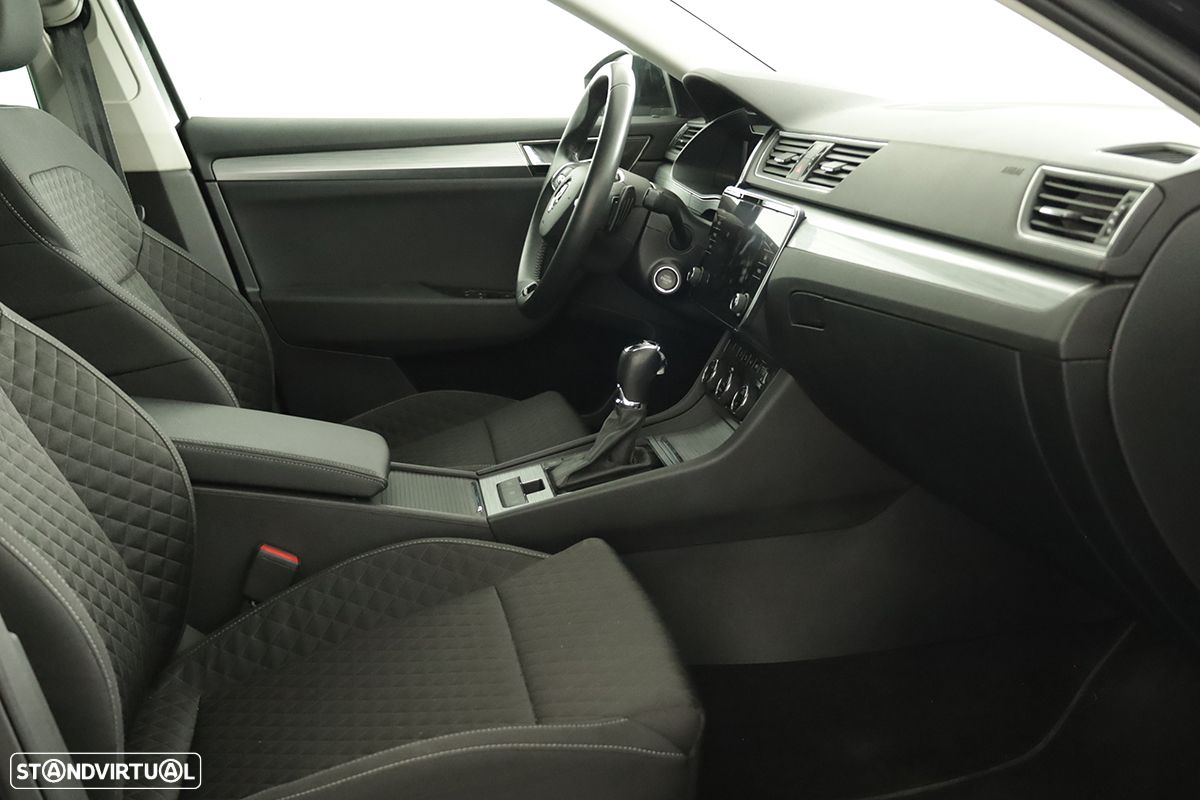 Skoda Superb Break 2.0 TDI Ambition DSG - 19