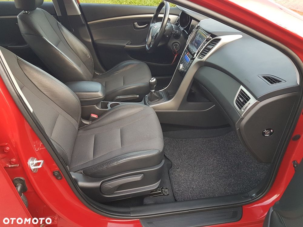 Hyundai i30 1.4 Fifa World Cup Edition - 27