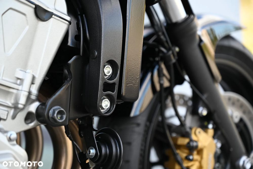 Honda CBF - 38