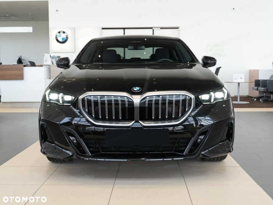 BMW Seria 5 520d mHEV M Sport - 9