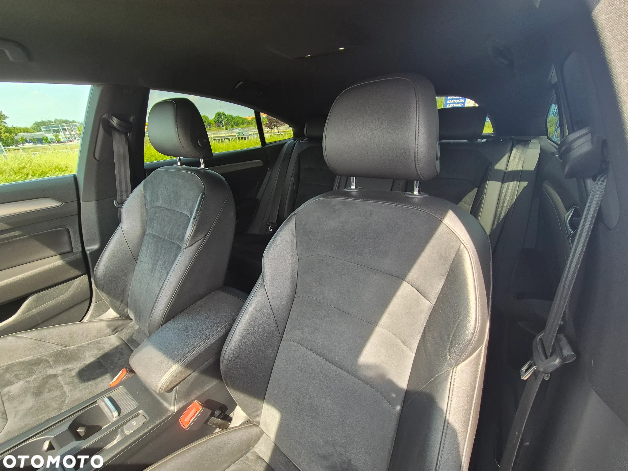 Volkswagen Arteon 2.0 TSI Elegance DSG - 25