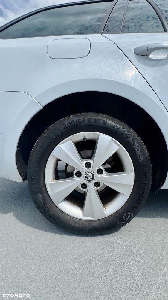 Skoda Octavia 2.0 TDI Style - 18