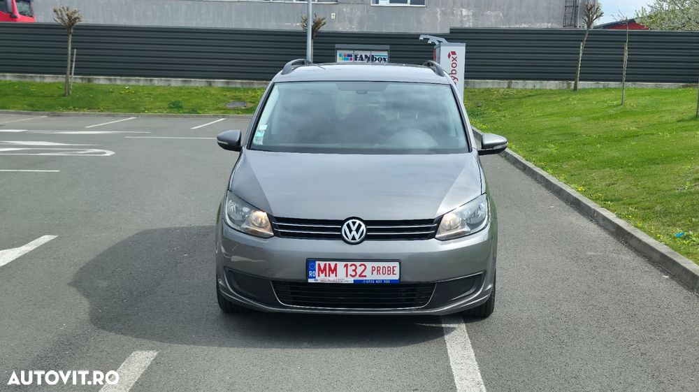 Volkswagen Touran 1.6 TDI DPF Highline - 9