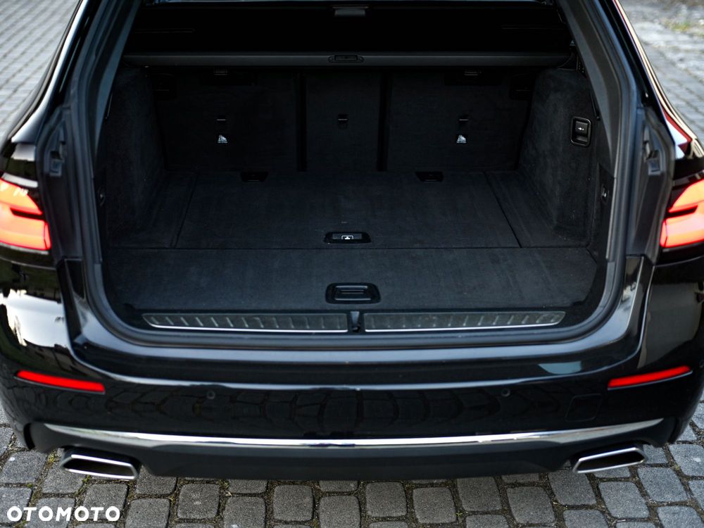 BMW Seria 5 520d M Sport Edition - 35