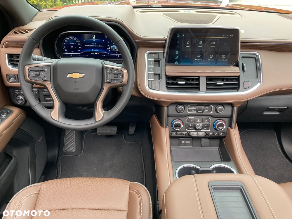 Chevrolet Suburban - 27