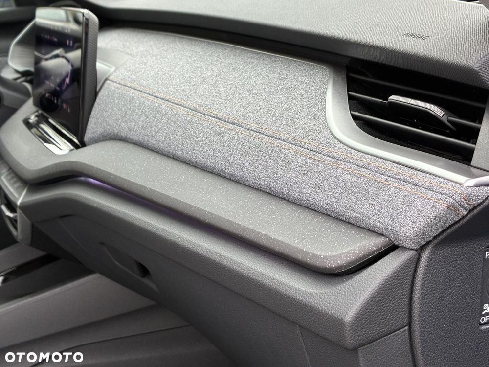 Skoda Octavia 2.0 TDI Selection DSG - 24