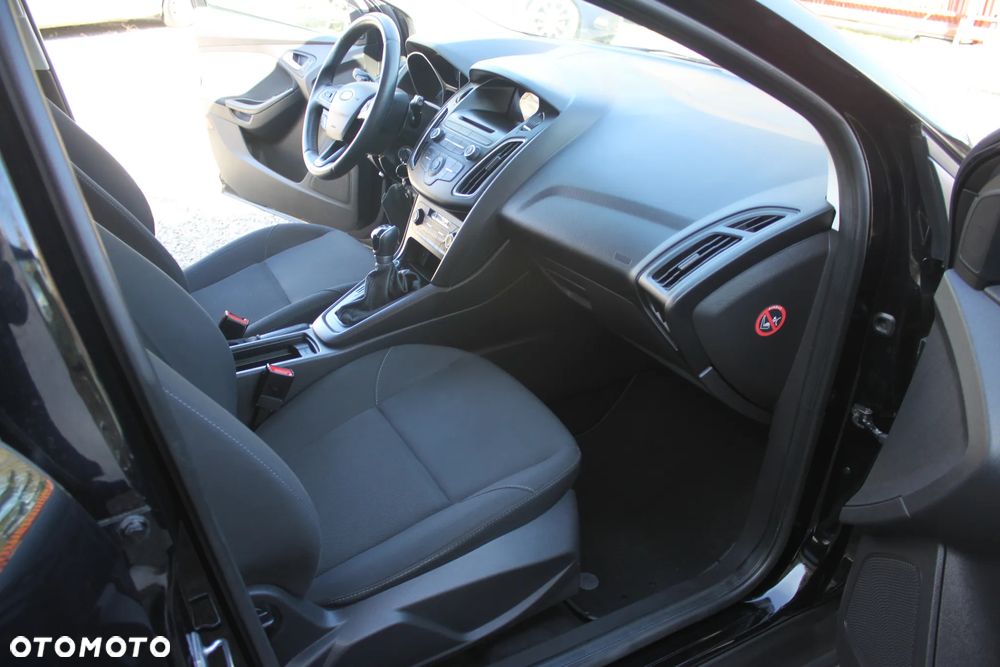 Ford Focus - 16