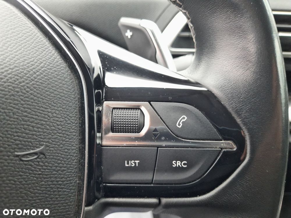 Peugeot 3008 1.5 BlueHDi Active S&S EAT8 - 15