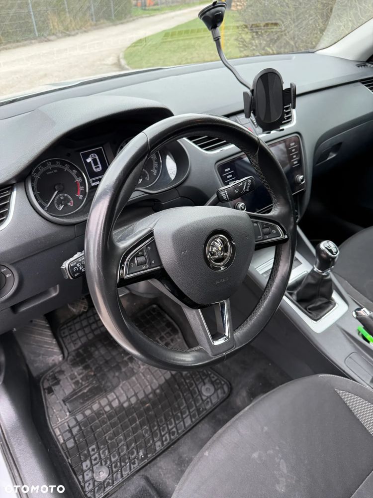 Skoda Octavia 1.6 TDI Ambition - 13