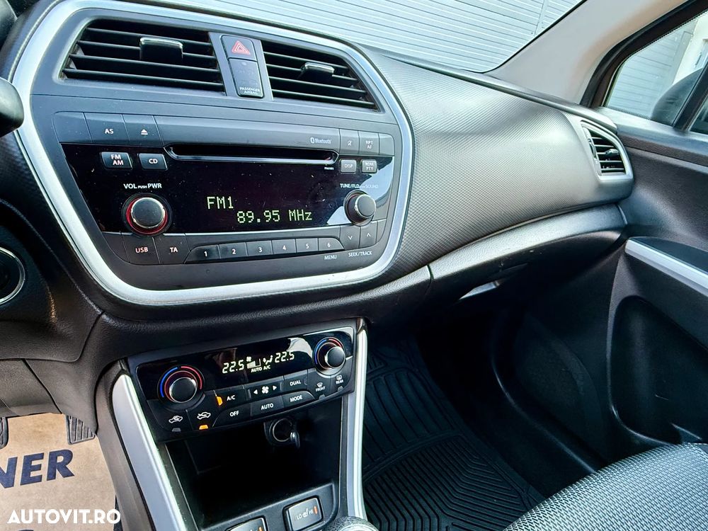 Suzuki S-Cross 1.6 DDIS Allgrip Comfort - 20