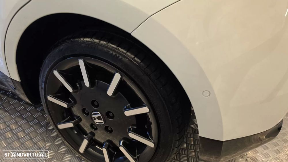 Honda e Advance (17") - 36