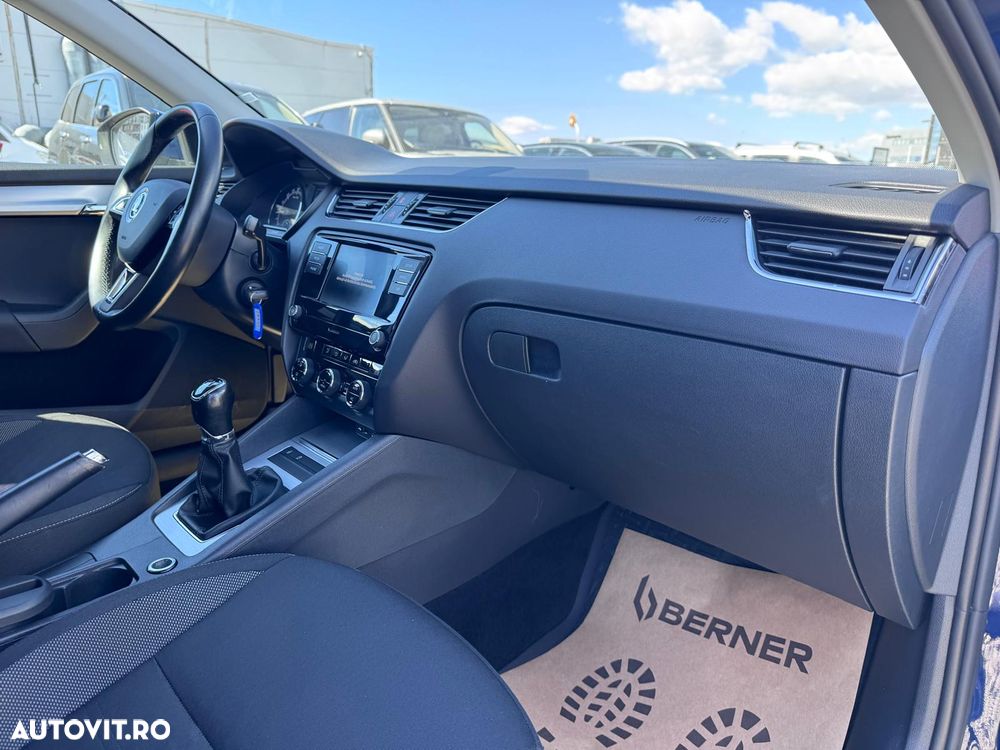 Skoda Octavia 1.6 TDI Ambition - 8