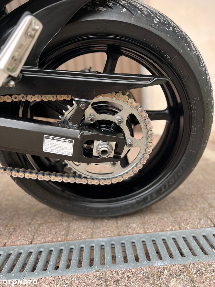 Yamaha FZ6 - 6