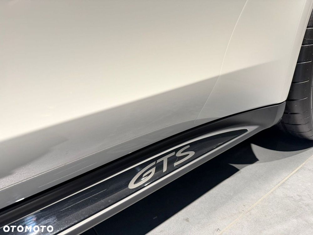 Porsche Panamera GTS - 12