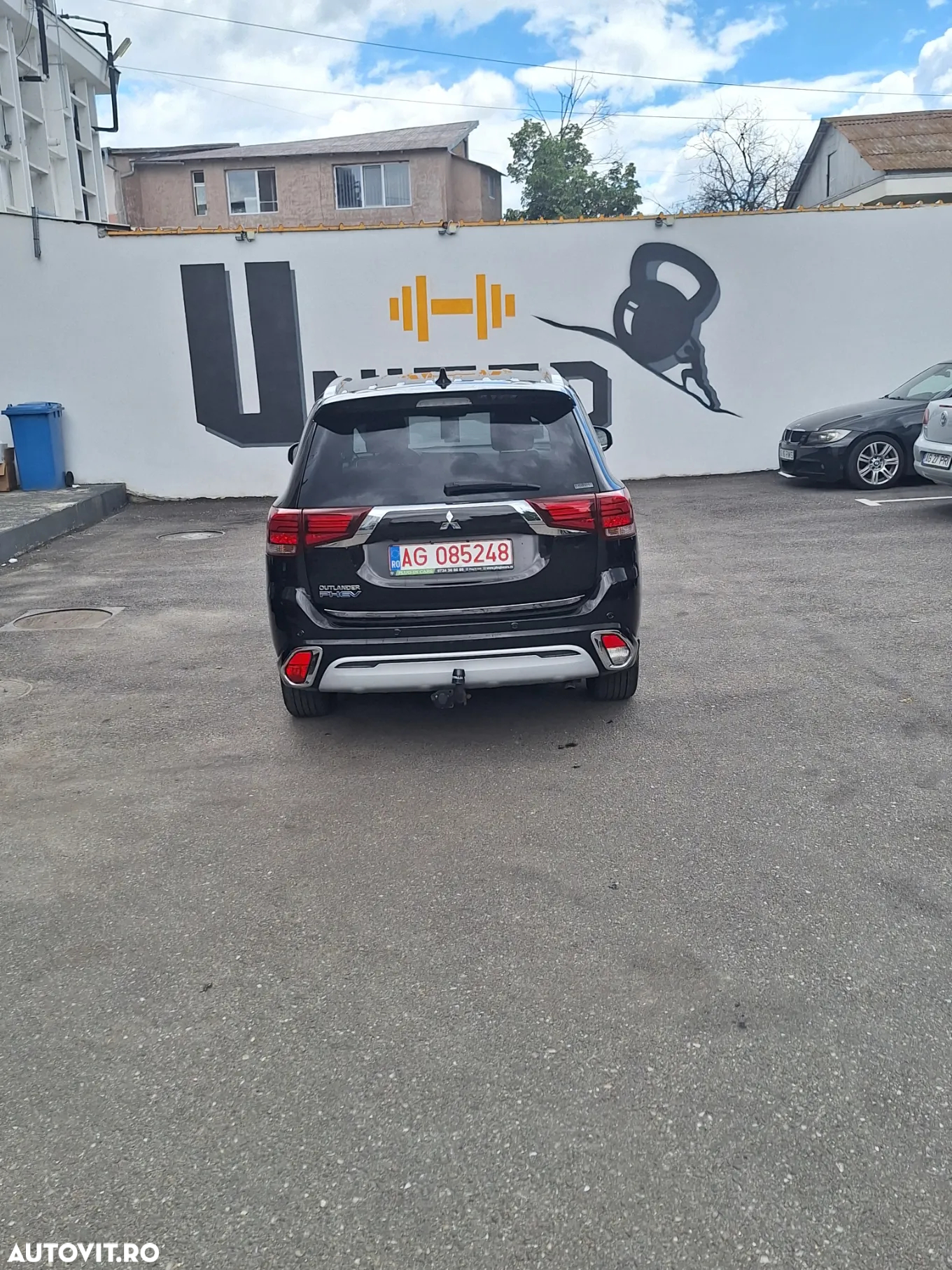 Mitsubishi Outlander 2.4 4WD Plug-In Hybrid Top - 14