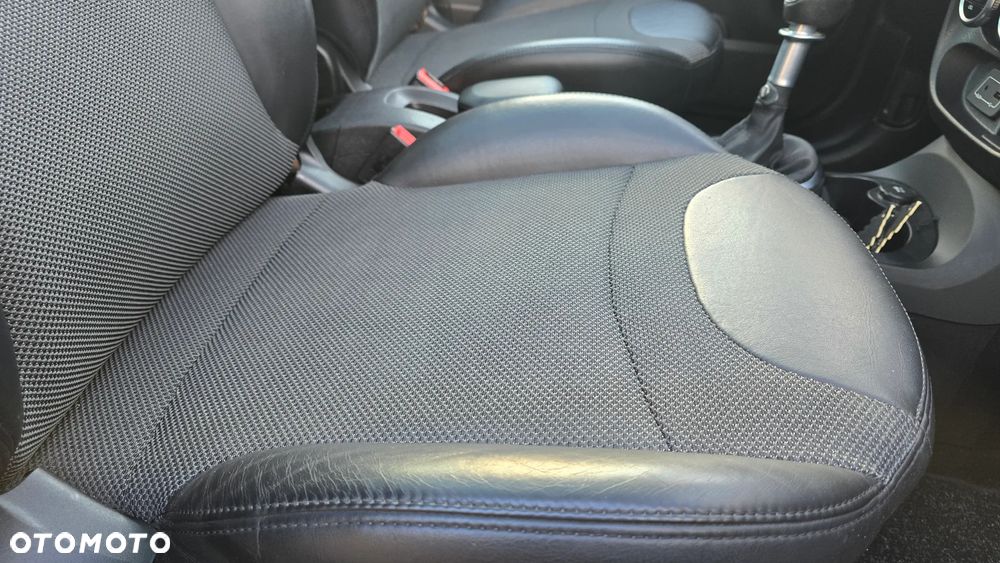 Fiat 500L 1.6 Multijet Beats Edition S&S EU6 - 19