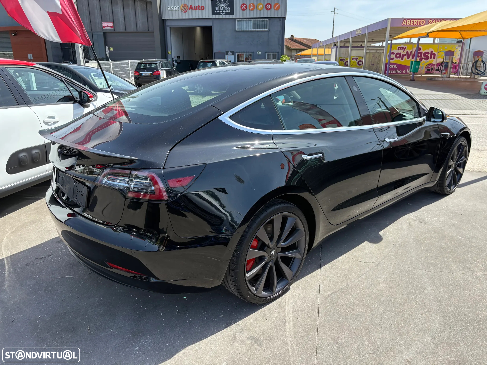 Tesla Model 3 Long Range AWD Dual Motor Performance - 3