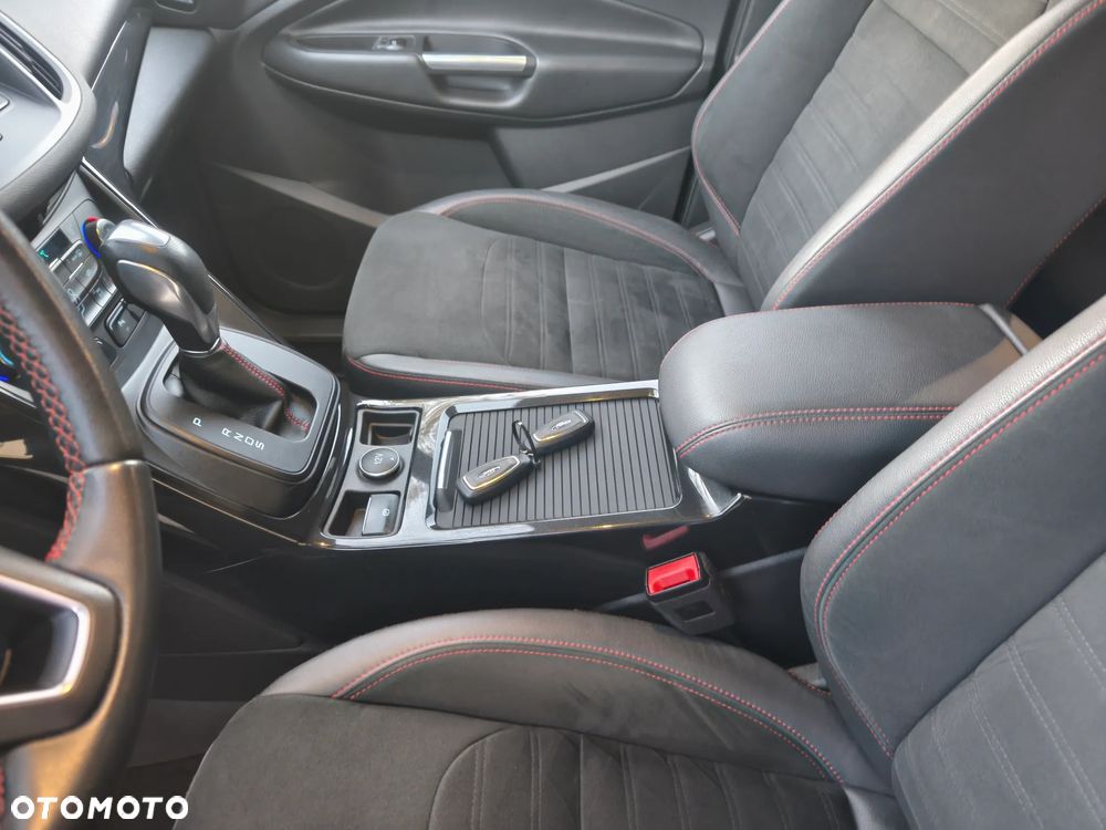 Ford Kuga - 15