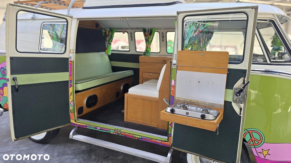 Volkswagen Transporter - 8