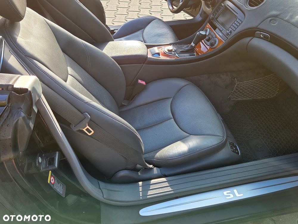 Mercedes-Benz SL - 35