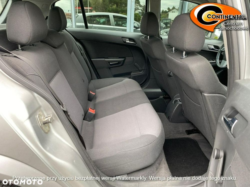 Opel Astra - 12