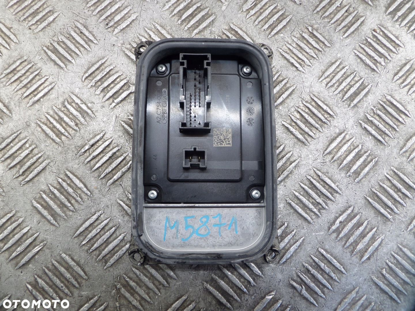 SPRINTER 907 910 PRZETWORNICA STEROWNIK MODUL LAMPY LED A2479003904 - 2