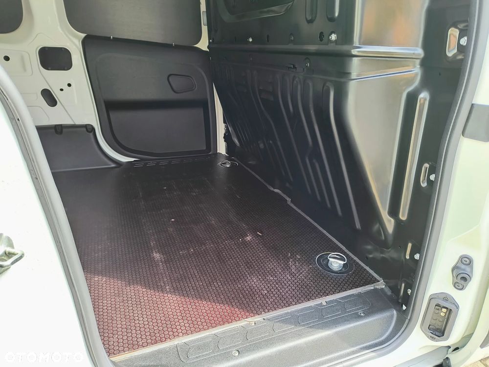 Fiat DOBLO - 7
