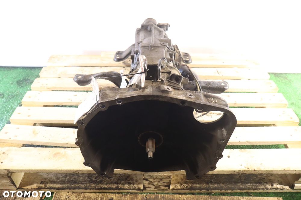 SKRZYNIA BIEGÓW 5 BIEGOWA LEGACY IV LIFT 2.0D - 5